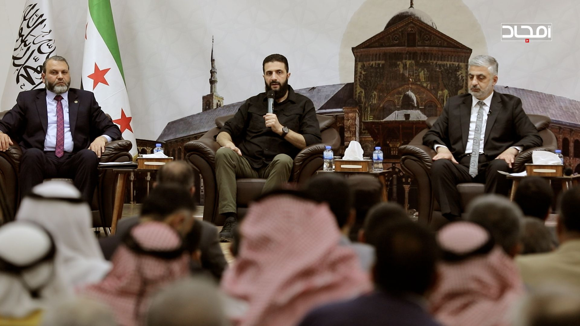 معايدة قيادة المحرر للوجهاء والكوادر